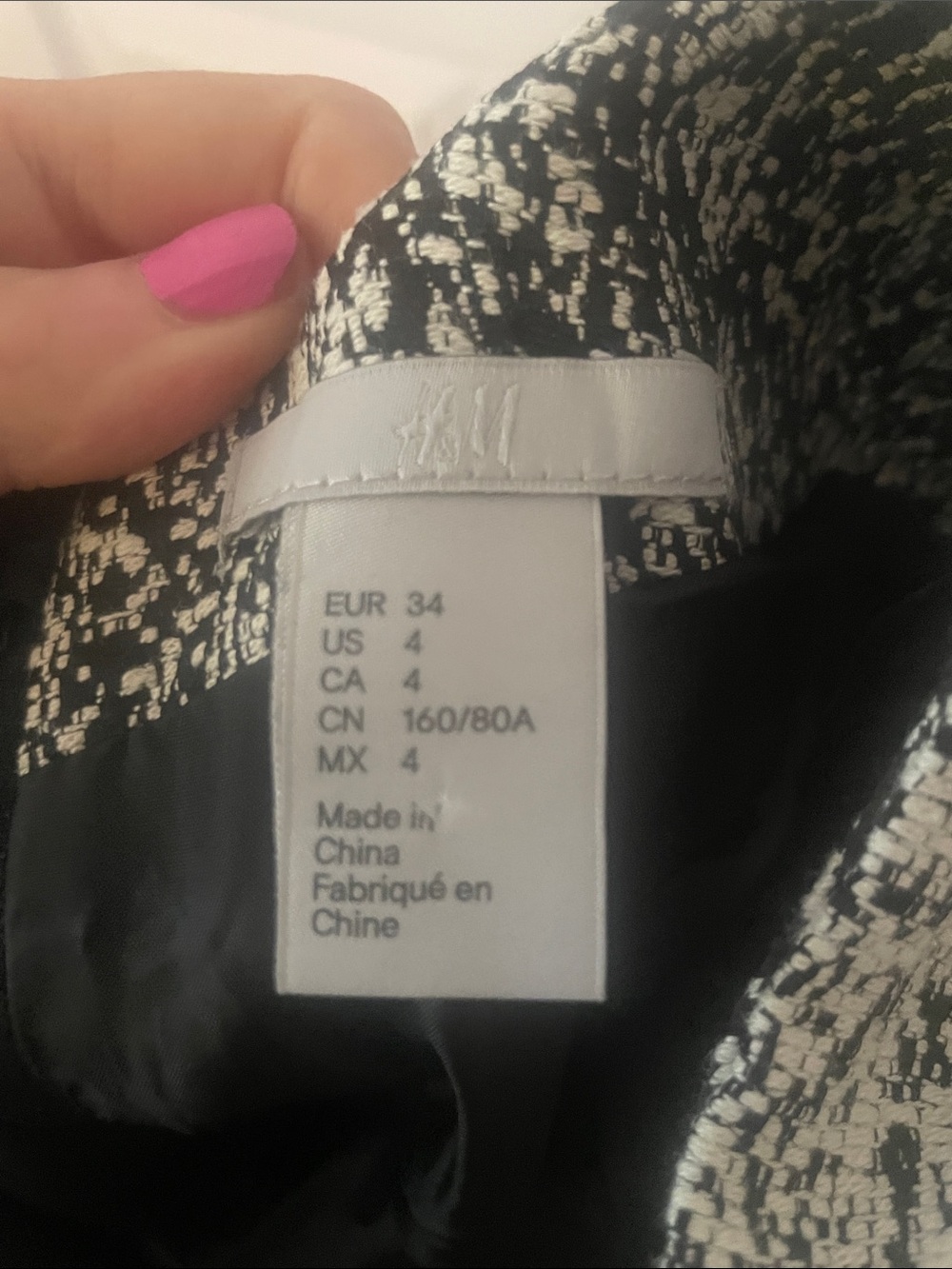 H&M Black & White Textured Fit-and-Flare Dress - Picture 3 of 3
